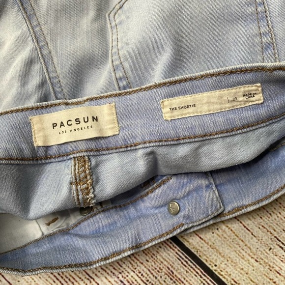 𝅺PACSUN The Shortie Light Wash Shorts Size 23 - Picture 3 of 7